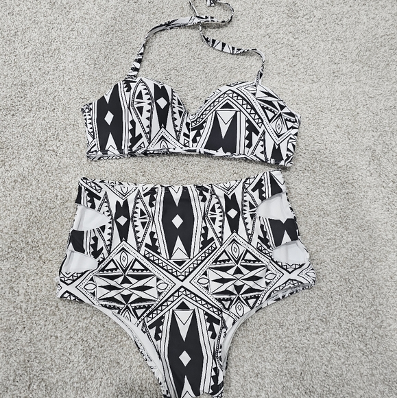 High waisted 2 piece bathing suit - Picture 3 of 5